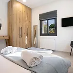 Athina's House Villa *