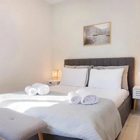 Athina's House Villa