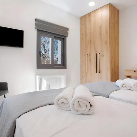 Athina's House Drakas